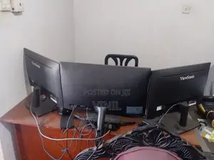 ViewSonic Triple Monitor Setup
