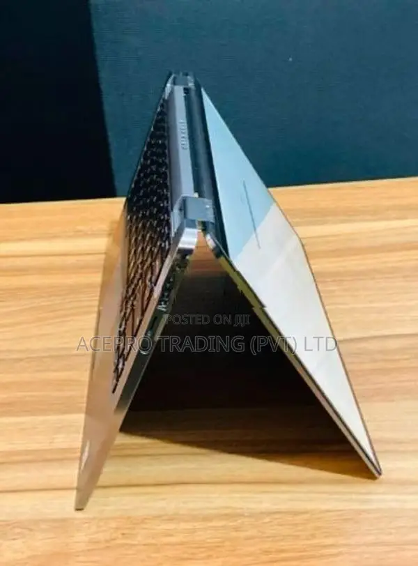 Dell Ltitude 7400 2 IN 1 i7 8th 16/512GB