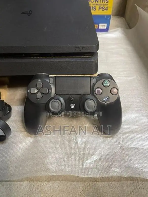 PS4 Slim 1TB