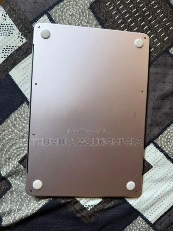 Apple MacBook Neo