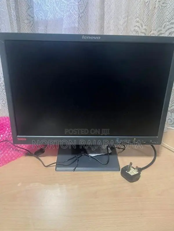 Lenovo Thinkvision 19" LED Wide Screen Monitor
