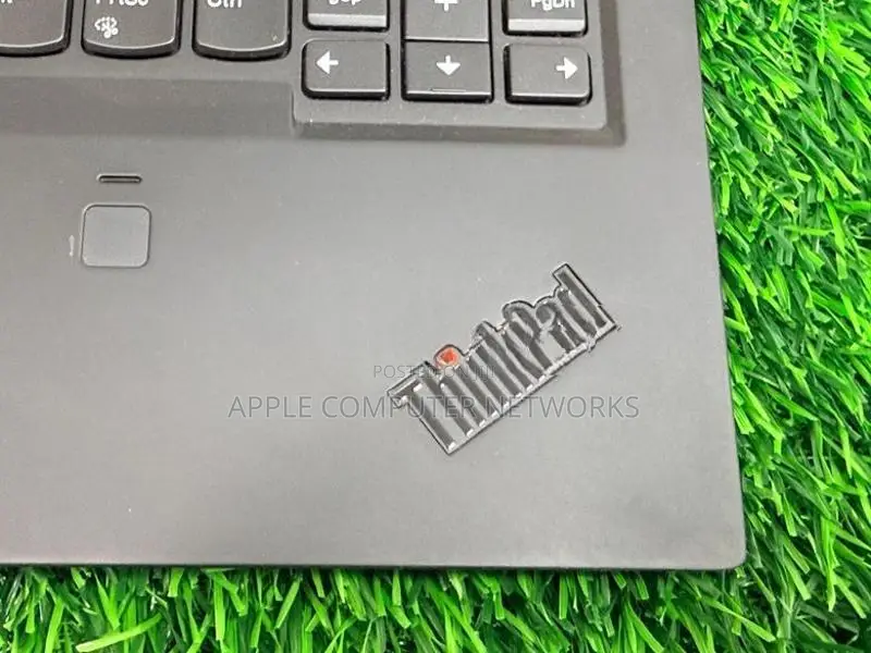 Lenovo ThinkPad X1 Carbon
