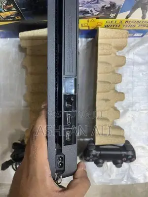 PS4 Slim 1TB