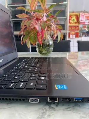 Acer Travelmate T246