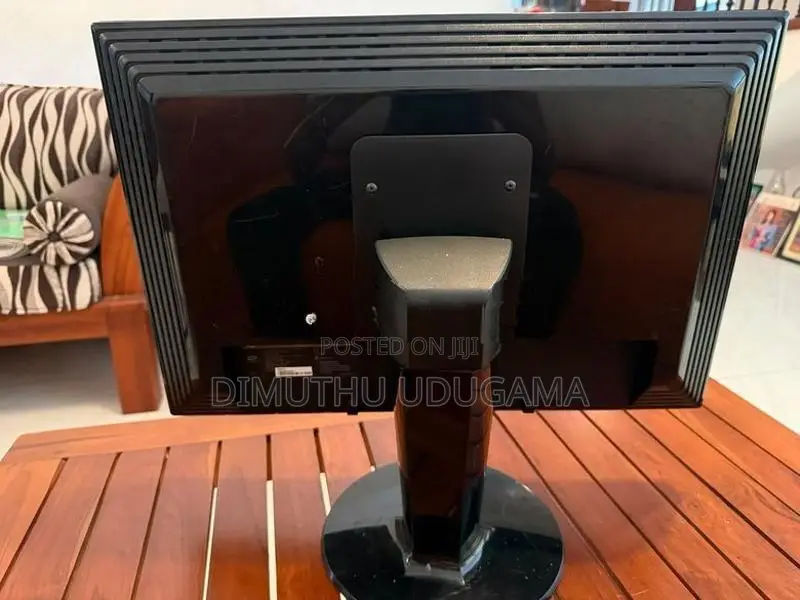 TG 22-inch LED Monitor