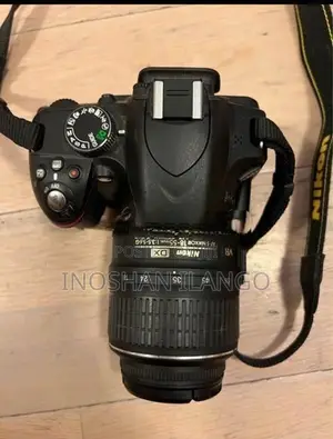 Nikon D3200 18mm to 55mm