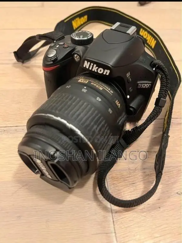 Nikon D3200 18mm to 55mm