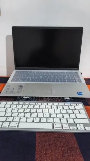 Dell Inspiron 3530 Laptop