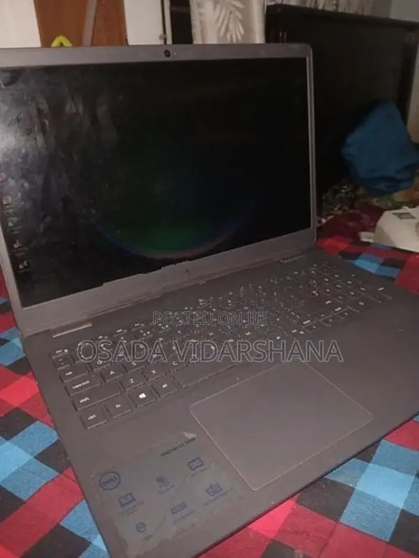 Dell inspiron 15 3501 Ram 4GB 256Gb SSD + 1Tb Hd