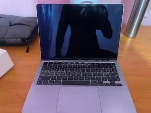 Apple iMac Book Air M1