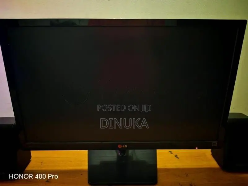 LG Monitor 24 inch