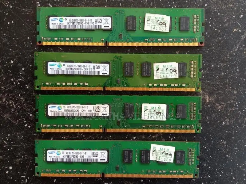 Samsung DDR3 4GB 4 RAMs