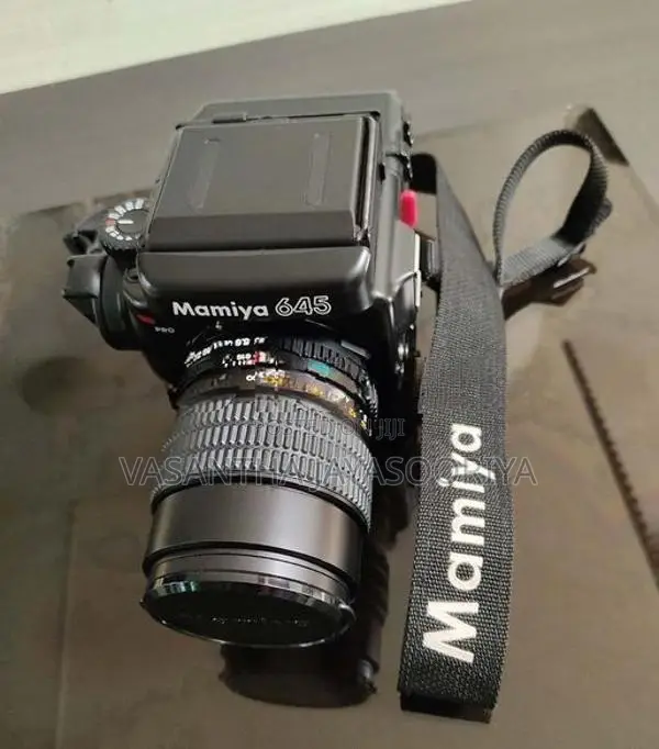 MAMIYA 645 PRO FILM CAMERA WITH LENS + ACCESSORIES