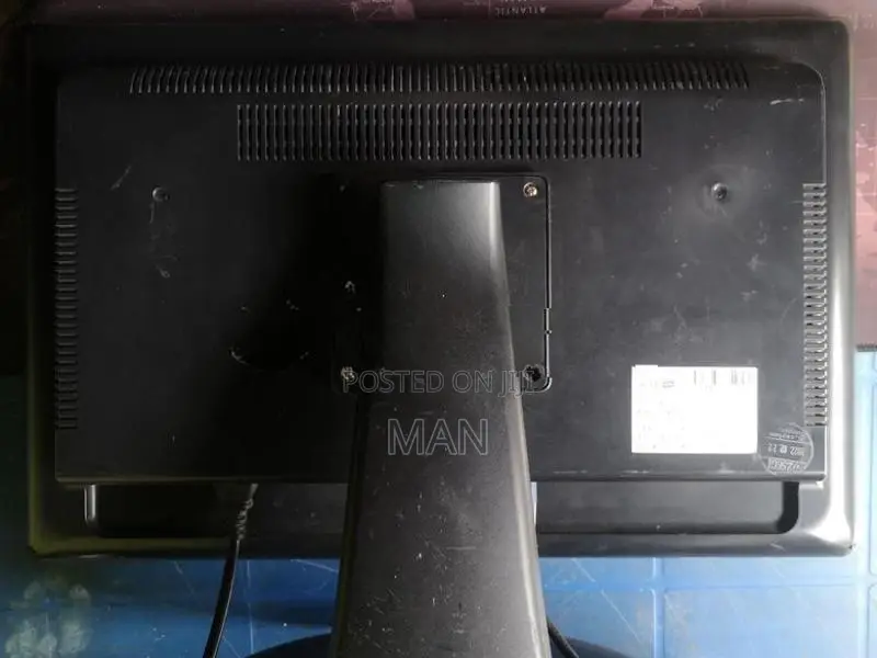 22" Dwcom Lcd Monitor
