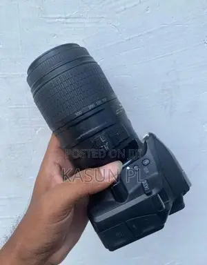 Nikon D3300 camera & 55-300 Lens