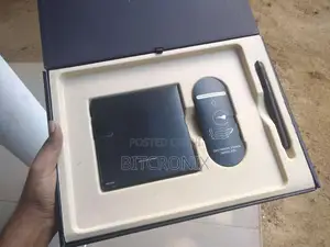 Wacom Intuos Art Graphic Tablet