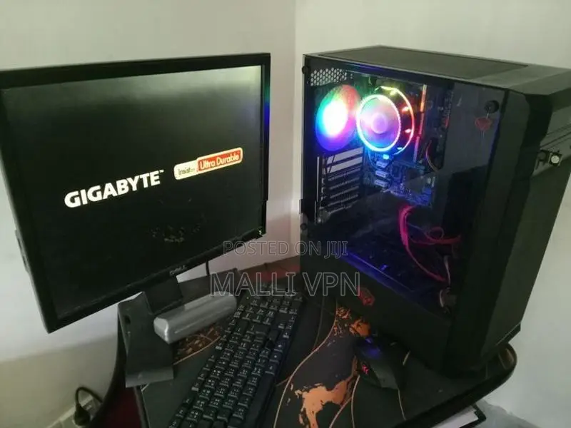 Desktop computer