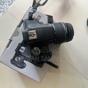 EOS 2000D