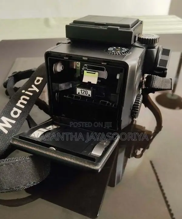 MAMIYA 645 PRO FILM CAMERA WITH LENS + ACCESSORIES