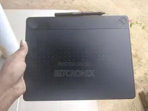 Wacom Intuos Art Graphic Tablet