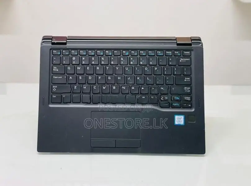 2 in 1 Touch latitude 7389 i7 7th Gen Rotatable UHD Graphics 13.3 Inch
