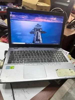 Asus Vivobook I7
