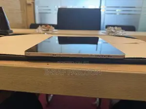Apple iPad Air (5th Generation)
