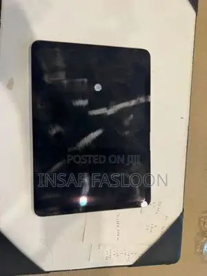 Apple iPad Air (5th Generation)