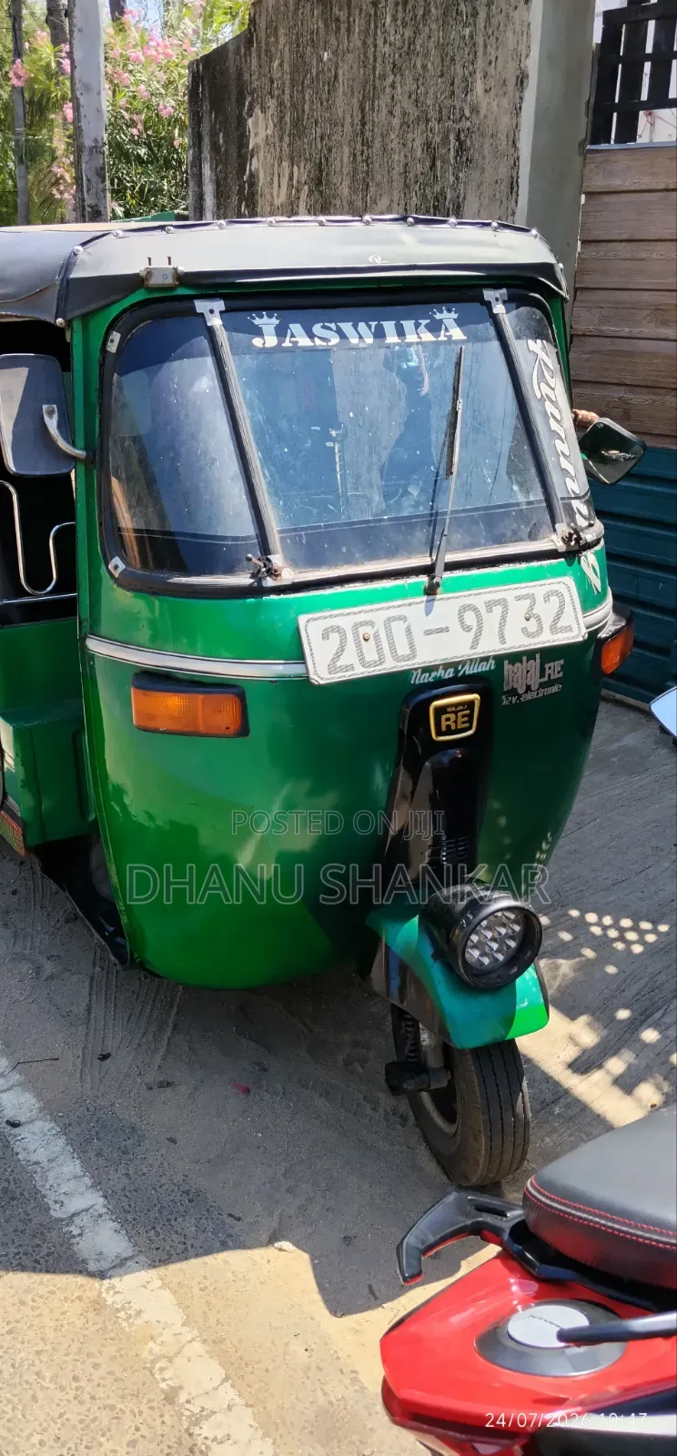 Bajaj RE 1995 Green