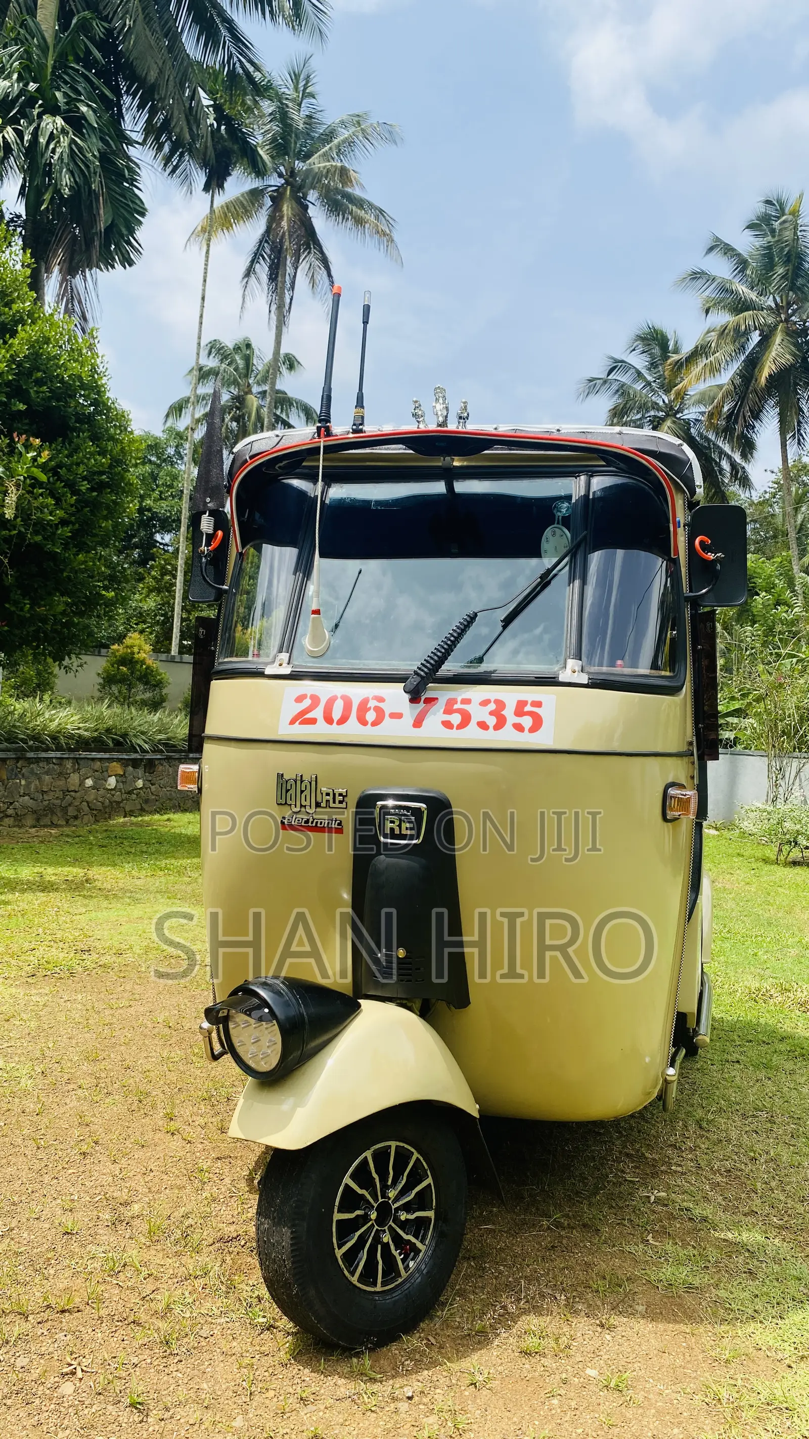 Bajaj RE 1999 Beige