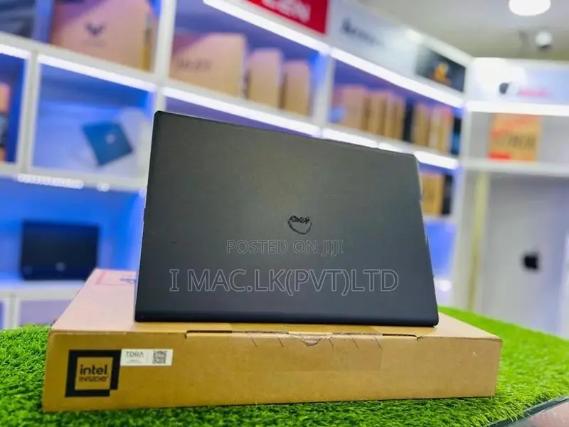Dell 15 DC15250 - i3 14th Gen -8GB RAM /512GB NVME +Brand New -Laptop.