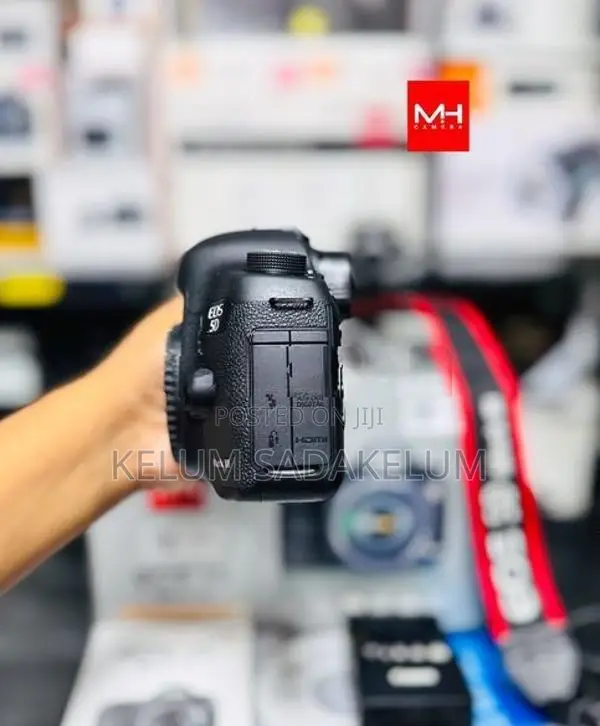 Canon Eos 5D Mark lll Full Frame Camera Body Set
