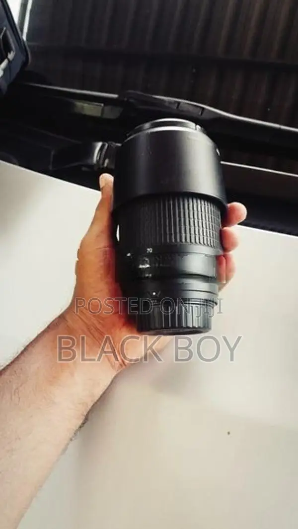 D5500 with 18×55 MM 70×300 Lens