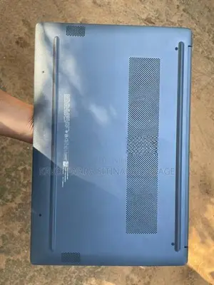 HP Laptop 15 Ryzen 3 8GB RAM / 1TB SSD