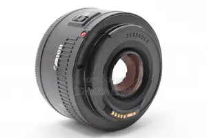 canon 50mm F1.8 DSLR prime lens
