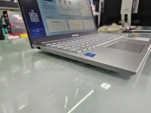 Asus Vivobook Core i5 13th Gen 16GB RAM 256GB SSD 15.6" Used Laptop