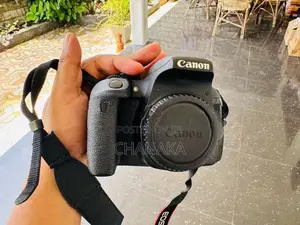 Canon 800 D Digital Camera with Kit Lense