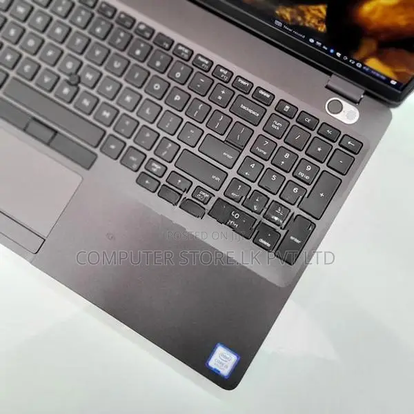 Dell Latitude 5500 INTEL CORE I5 8TH GEN DDR4 8GB RAM 256GB NVME 15.6"