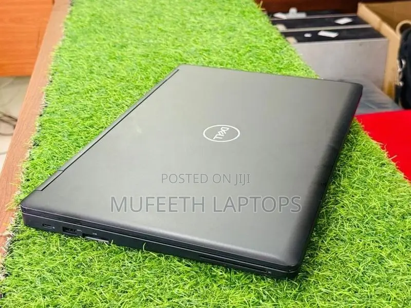 Dell i5 8Gen 8GB 256GB SSD 15.6”FHD Display