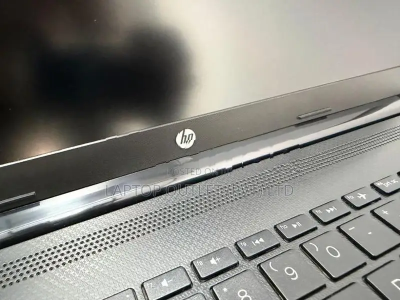 HP 15DA Core i5 10th Gen / 8GB Ram 256GB NVMe SSD 15.6 FHD Display