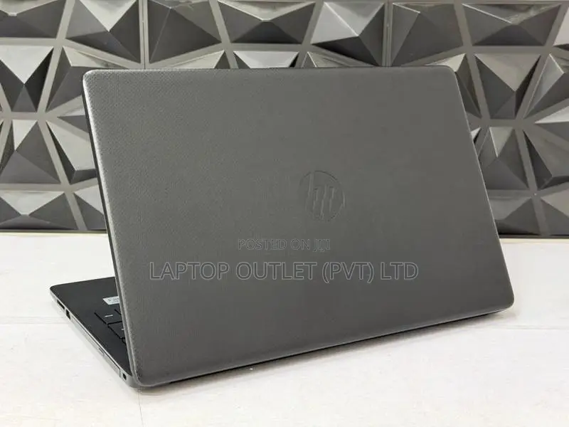 HP 15DA Core i5 10th Gen / 8GB Ram 256GB NVMe SSD 15.6 FHD Display
