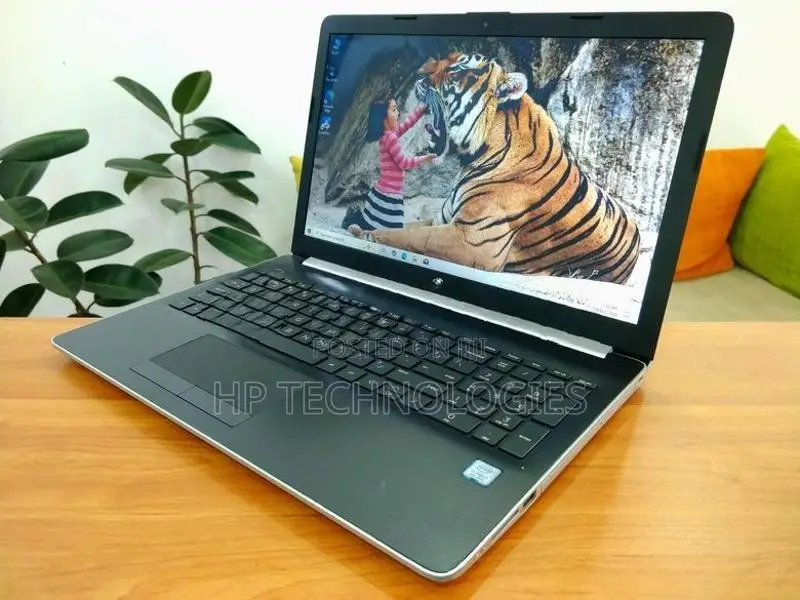 HP I5 8 GEN 8GB RAM 256GB SSD