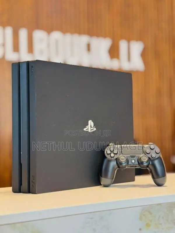 Sony PlayStation 4 Pro 1TB (Pre-Owned)