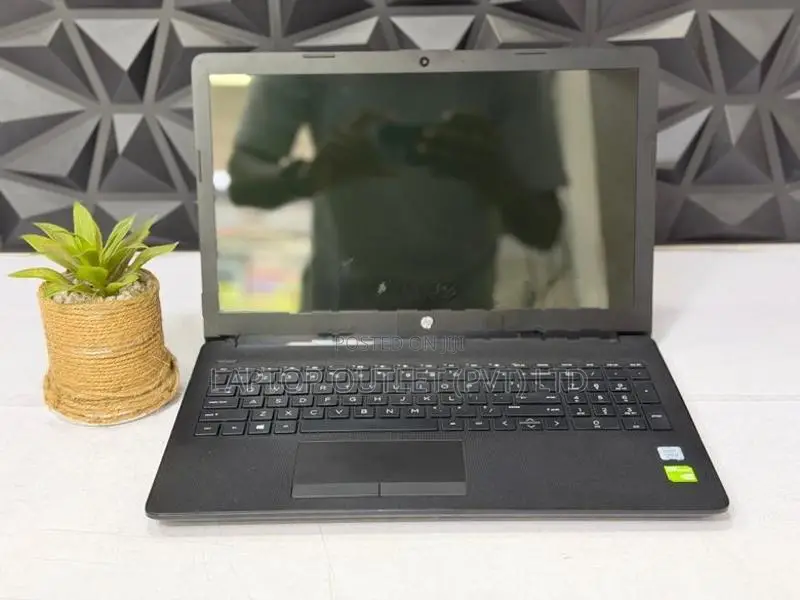 HP 15DA Core i5 8th Gen/8GB RAM/256GB NVMe/Nvidea MX110 2GB VGA/15.6
