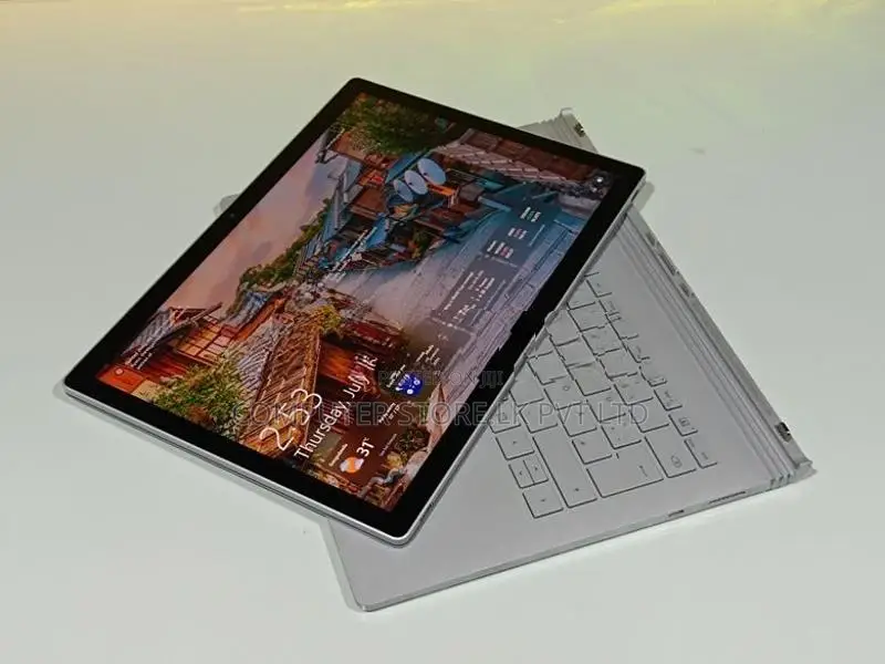 Microsoft Surface Book 2 CORE I5 7TH GEN 8GB RAM 256GB SSD