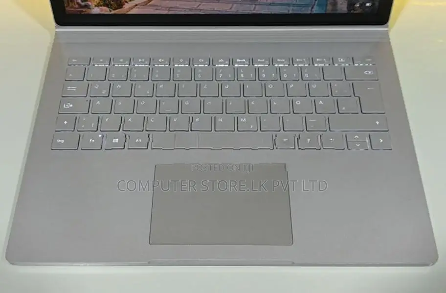 Microsoft Surface Book 2 CORE I5 7TH GEN 8GB RAM 256GB SSD