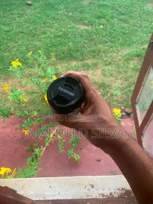Canon 750 D
