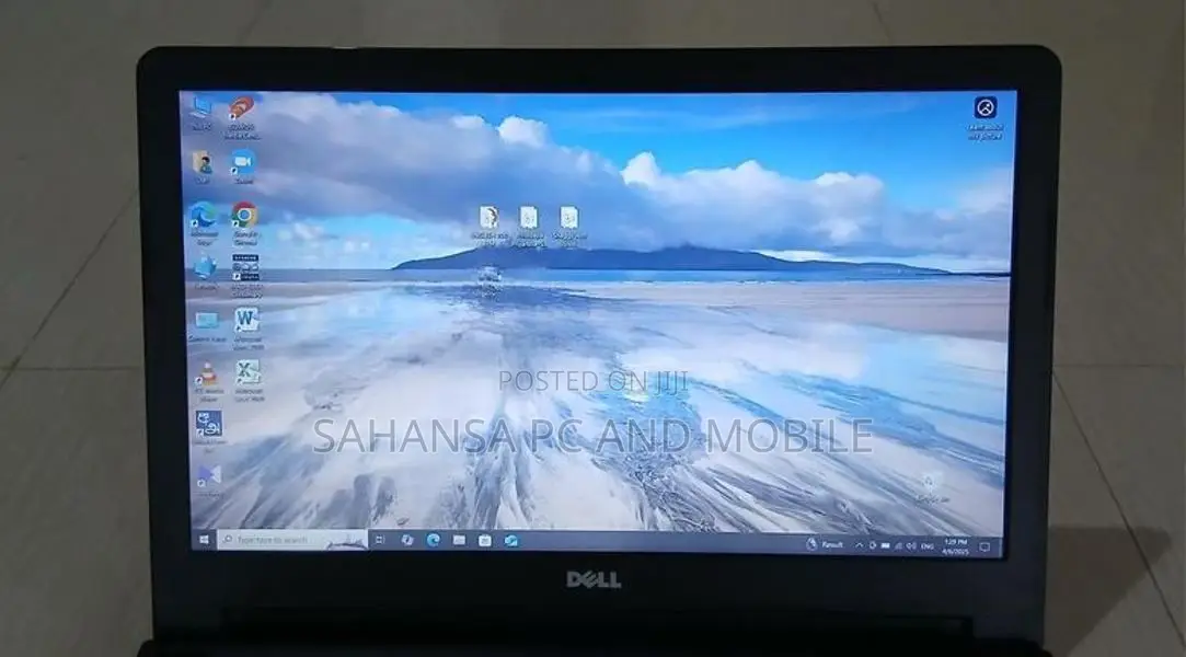 Dell 3567 i3 2.30Ghz 06th Gen 8GB 256GB Laptop