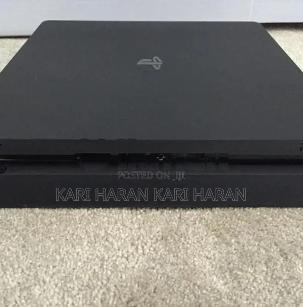 Ps4 with 6 Games