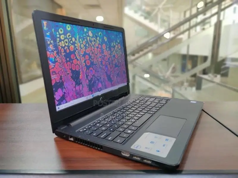 Dell Inspiron 3576 Core i3 8th Gen 15.6 inch FullHD 8GB RAM 128GB SSD